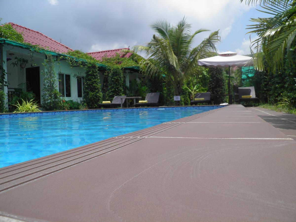 White Boutique Hotel And Residences Sihanoukville Exterior foto